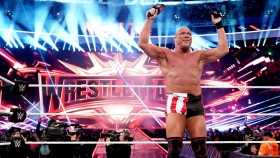 Kurt Angle pochválí TOP hvězdy WWE a AEW, Hlasatel SmackDownu se zasnoubil 