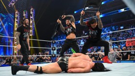 FOTO: Následky brutálního útoku The Bloodline na Drewa McIntyre. A pak že je wrestling fake