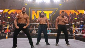 SPOILER: Členové frakce The Bloodline se nečekaně objevili v NXT
