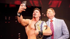 Vince McMahon má pro Theoryho připravený velký push