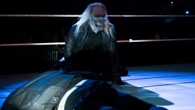 Objeví se Uncle Howdy ve WWE po smrti Braye Wyatta?