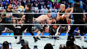 Poslední SmackDown před eventem WWE Fastlane nabral solidní rychlost