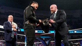 Nový Undisputed WWE Universal titul byl odhalen ve včerejším SmackDownu