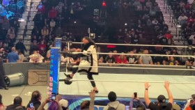 Co se dělo se Sethem Rollinsem po skončení vysílání pátečního SmackDownu?