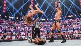 Je v plánu rozpad RK-Bro s heelturnem pro Randyho Ortona?