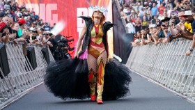 Becky Lynch je údajně blízko návratu do ringu