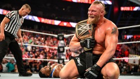 Brock Lesnar se dotahuje na největší jména v historii WWE