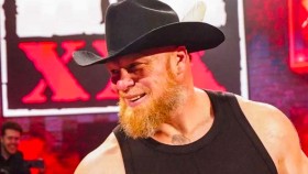 Novinky o účasti Brocka Lesnara na placené akci WWE Elimination Chamber