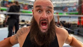 Braun Strowman měl porazit Brocka Lesnara a získat Universal titul