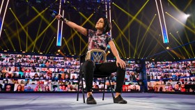 Bayley vysvětlila důvod útoku na Sashu Banks, Synové WWE Hall of Famera ve SmackDownu