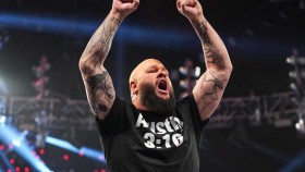 Ve včerejší show RAW se objevil „Stone Cold”... Kevin Owens