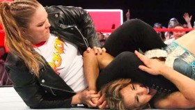 WWE zakázala jiné hvězdě používat chvat Rondy Rousey
