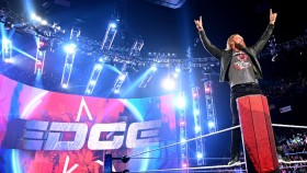 Edge zmínil hvězdy AEW ve včerejším SmackDownu