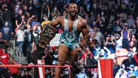 Spekulace o výměně hlavních šampionů mezi RAW a SmackDownem
