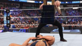Povede brutální útok v pátečním SmackDownu k novému gimmicku pro hvězdu WWE?