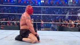 Standing ovation pro Brocka Lesnara po skončení placené akce WWE Backlash