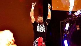Frankie Kazarian řešil těsně před zápasem zdravotní problém (Foto v článku), Info o návratu dvou zraněných hvězdách AEW