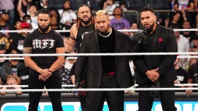 Tama Tonga měl ve SmackDownu tričko, které se až příliš podobá na logo TOP hvězdy AEW