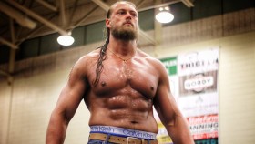 Big Cass debutoval po boku bývalé ženské šampionky WWE