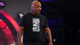 Mike Tyson napadl v letadle otravného fanouška! (Video v článku)
