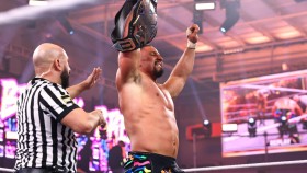 Byl zápas Bron Breakker vs. Jinder Mahal o titul NXT šampiona dostatečným tahákem?