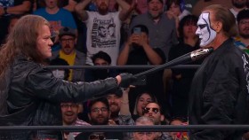 Reakce Chrise Jericha a Stinga na jejich první setkání tváří v tvář v ringu