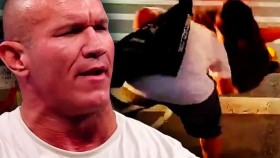 Reakce Randyho Ortona na muže, který náhodným lidem nasazuje RKO, včetně nevidomých