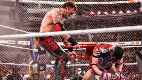 FOTO: Následky brutálního Hell in a Cell zápasu na WrestleManii 39