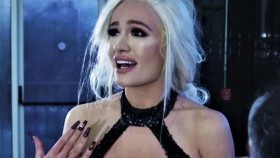 Scarlett se stala obětí incidentu s fanynkou na WWE Live Eventu