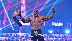 Bobby Lashley: Dejte mi alespoň jeden solidní rok s titulem