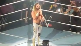 Seth Rollins na WWE Live Eventu vzdal hold dvojici zesnulých členů The Wyatt Family