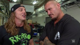 WWE inzeruje pro RAW návrat, týmovou akci a zápas dvou TOP hvězd