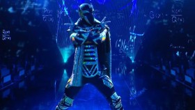Nový maskovaný wrestler WWE zaujal svým unikátním nástupem