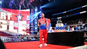 Kurt Angle oznámil po pátečním SmackDownu návrat do důchodu