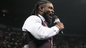 Přemožitel Brocka Lesnara otevřel první show RAW po WM se silným prohlášením