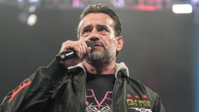 CM Punk slovně zničil Brona Breakkera ve včerejší show WWE RAW
