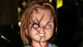 Vraždící panenka Chucky se vrací do WWE