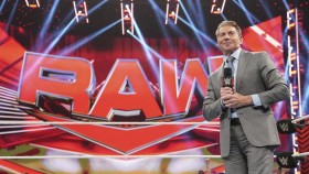 Překvapivá účast Vince McMahona ve včerejší show RAW