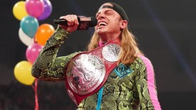 Riddle o důvodu, proč WWE zkrátila jeho ringové jméno