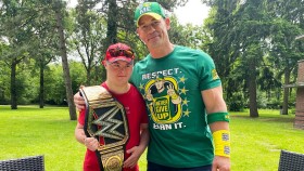 John Cena se setkal s fanouškem, který uprchl před válkou na Ukrajině