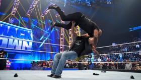 Překvapivý úspěch včerejšího SmackDownu, který překonal i výroční show RAW