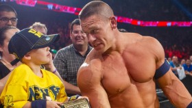 John Cena šokoval „non-PG” odpovědí na otázku malého fanouška