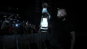 Bray Wyatt utrpěl menší zranění během zápasu na WWE Live Eventu