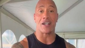 The Rock naznačil svůj návrat do WWE pro konfrontaci s The Bloodline