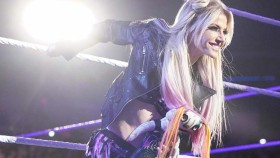 Fanoušci chtějí pro nevýraznou Alexu Bliss heelturn, WWE naznačila změnu jejího charakteru