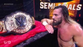 Seth Rollins je interně považován za nejlepší volbu pro prvního WWE World Heavyweight šampiona