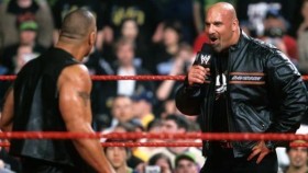 Kdy a proč řekl Goldberg „Já nejsem Hulk Hogan” The Rockovi?