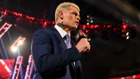 Segment Codyho Rhodese v dnešní show RAW, Conor McGregor si opět rýpl do WWE