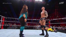 Nia Jax prozradila, že se málem počůrala při konfrontaci s Randym Ortonem na Royal Rumble