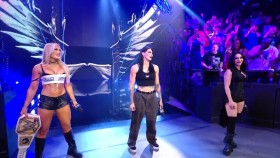 Tiffany Stratton, Rhea Ripley & Stephanie Vaquer se vrátily do NXT pro velký zápas na Homecoming